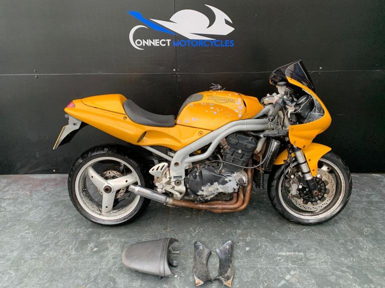 TRIUMPH T595 DAYTONA PROJECT BIKE 1998 HPI CLEAR