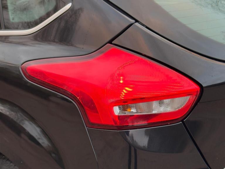 2015 Ford Focus 1.0T EcoBoost Titanium Euro 6 (s/s) 5dr HATCHBACK Petrol Manual