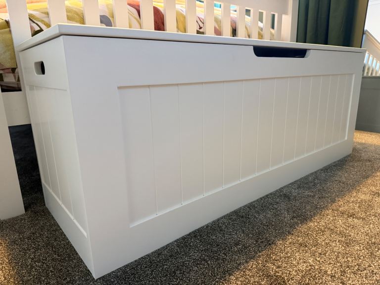 Marston XL Shaker Blanket Box – As Good As New