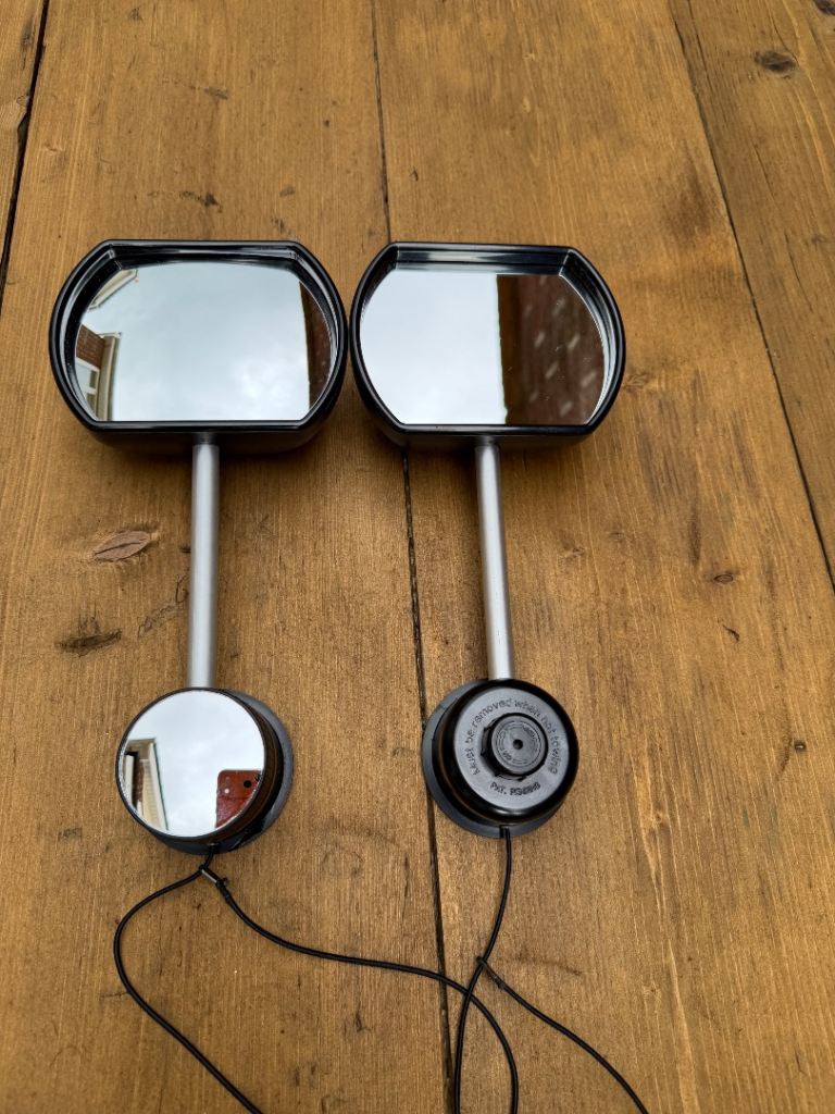 Towing mirrors 