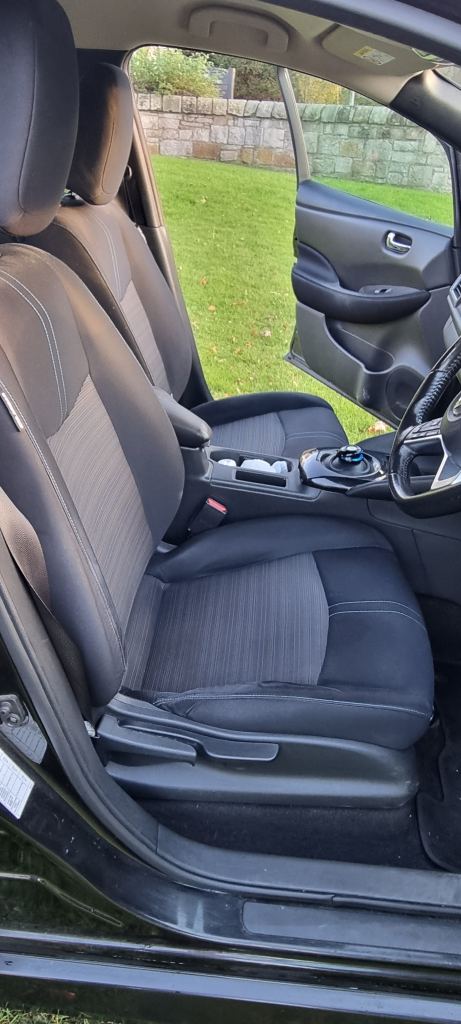 Automatic Luxury Nissan Leaf fully Electric car Cruise Navigation Reverse Camera Auto pilot LEZ