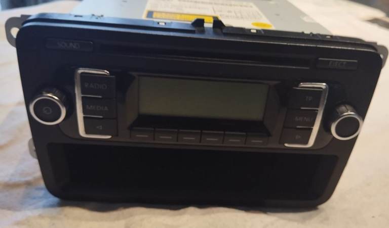 Volkswagen Golf  Radio CD GPS player head unit