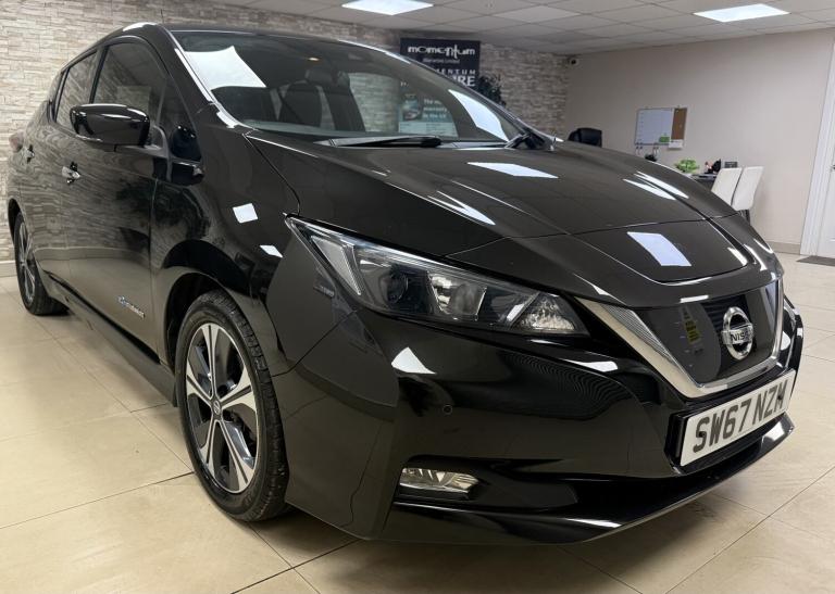 NISSAN LEAF 40kWh 2.Zero Black Auto Electric WARRANTY 12 MONTHS MOT