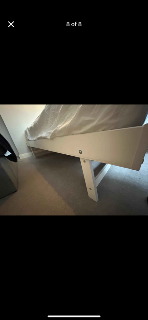 Single bed with turndle bed and mattress 