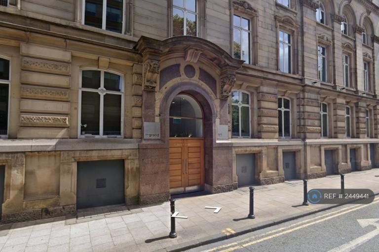 2 bedroom flat in The Grand, Manchester, M1 (2 bed) (#2449441)