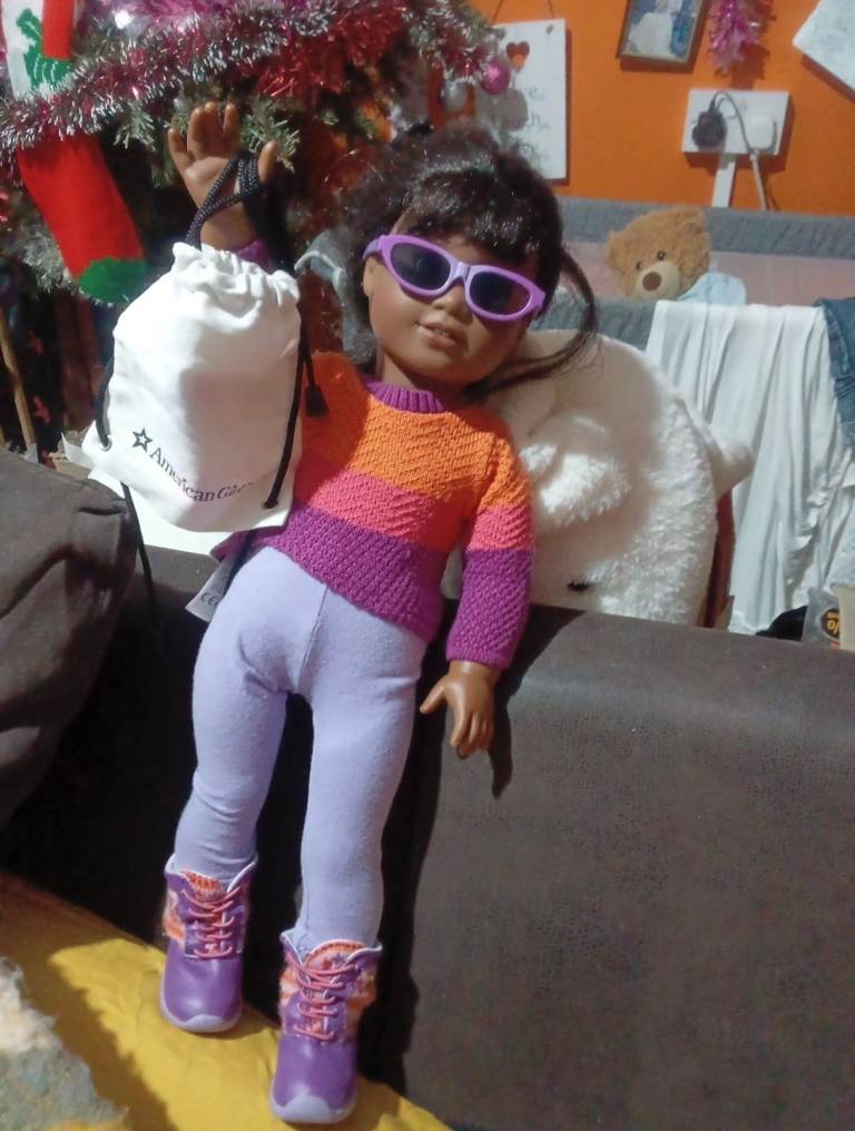 Lovely American girl ethnic Doll Melody Ellis with accessories