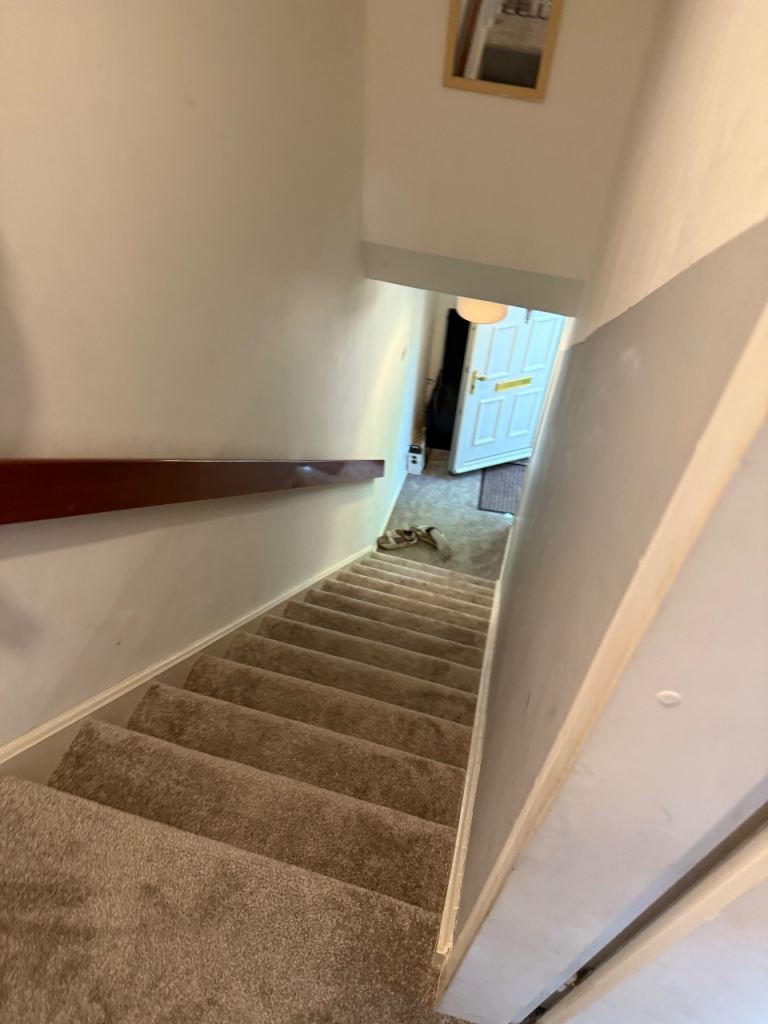 One bedroom flat for rent, two minutes to the airport