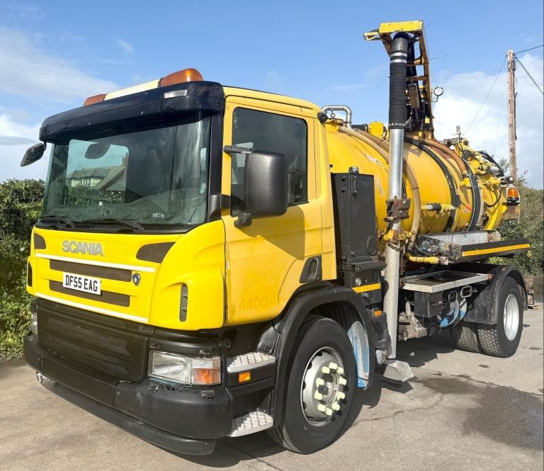 2005 SCANIA P230 MORO TEVEICO VACUUM TANKER CESSPIT SEPTIC TANK LHD MANUAL GEARS