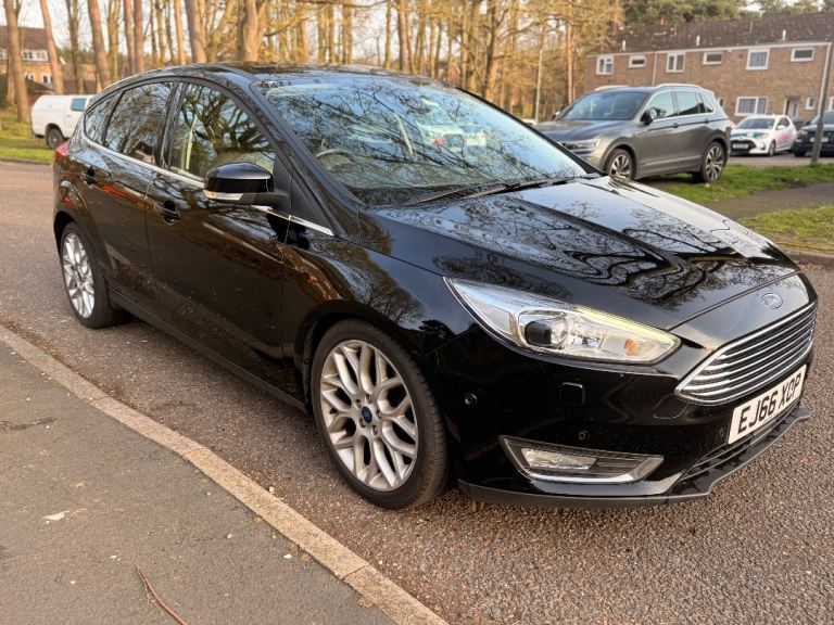 AUTOMATIC 207 FORD FOCUS TITANIUM X