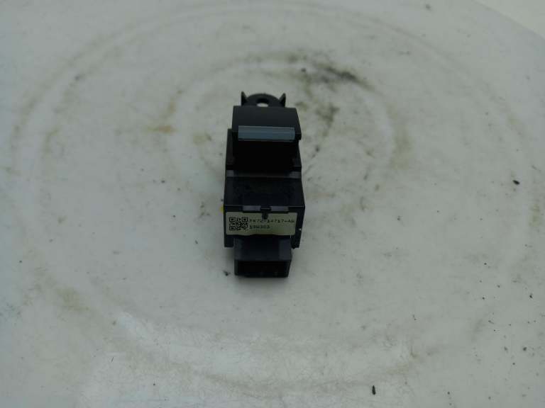 Landrover Discovery Electric Window Switch 2017-2026 Unknown Van