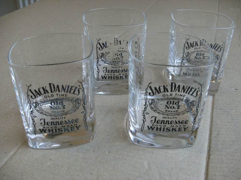 JACK DANIELS OLD No7 WHISKEY GLASSES. Please read description. £10 £10