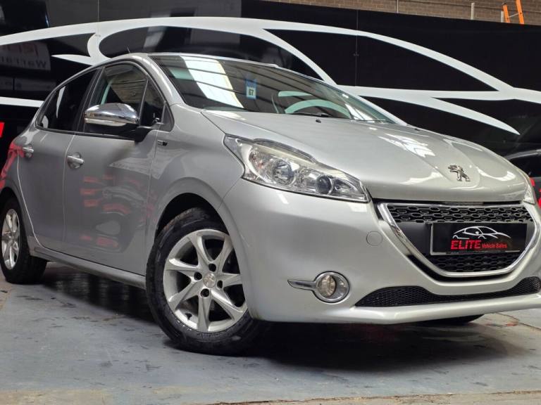 2014 Peugeot 208 1.2 VTi PureTech Style Hatchback 5dr Petrol Manual Euro 5 (82 ps) Hatchback Petr...