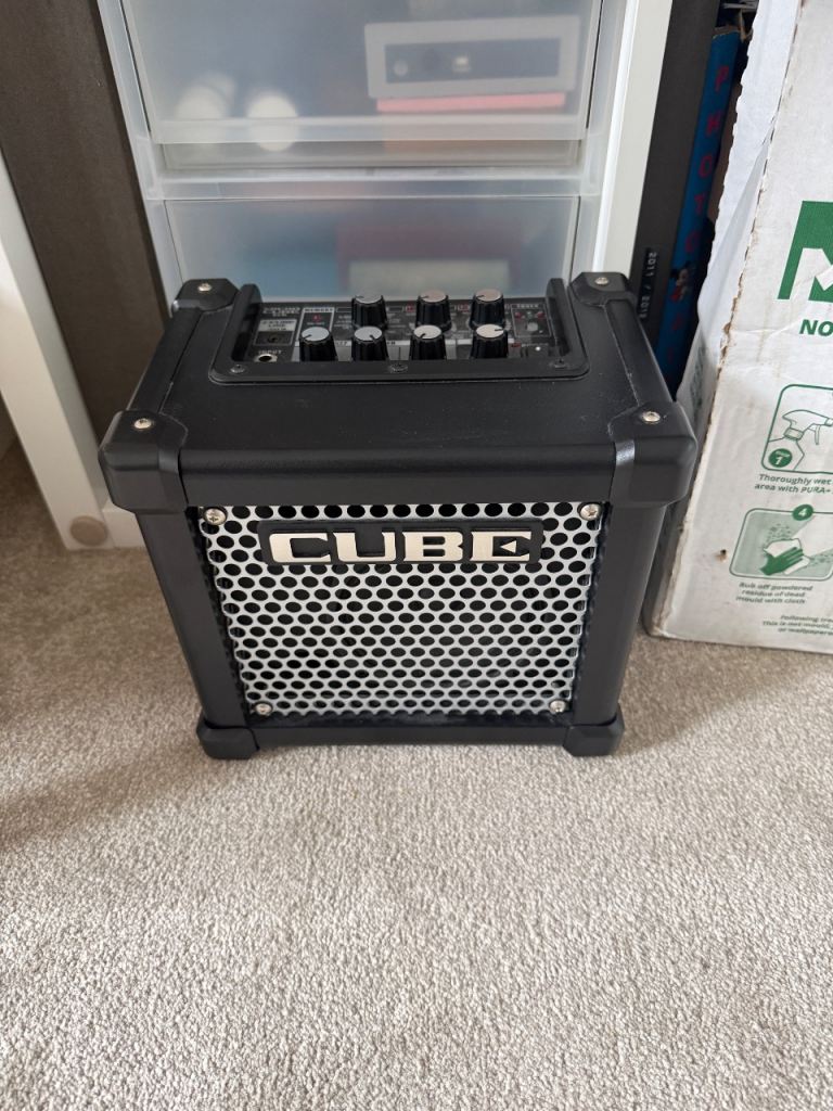 Roland Micro Cube GX Guitar Amp