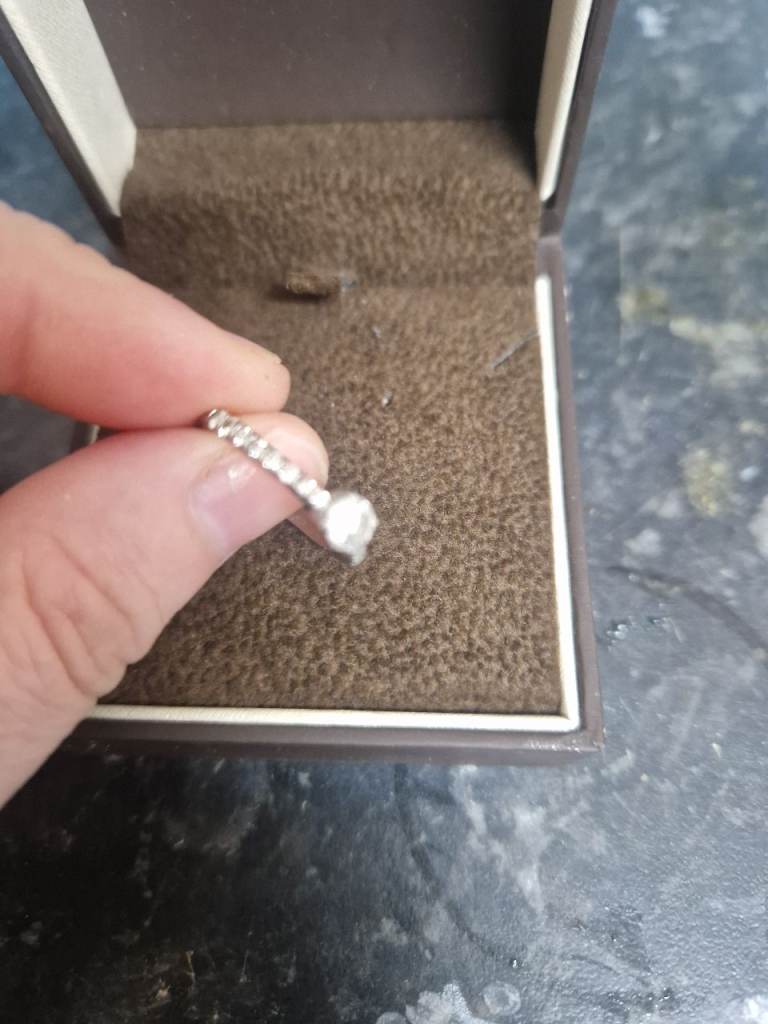 Diamond ring