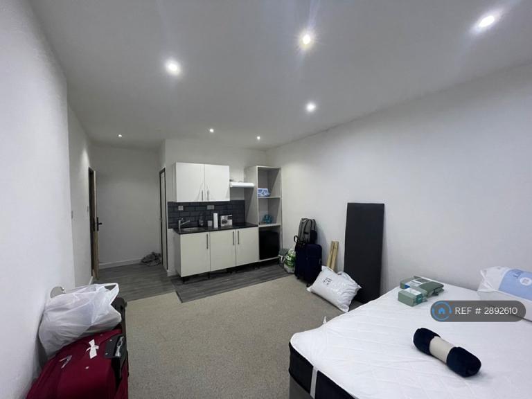 1 bedroom flat in Coniston Street, Liverpool, L5 (1 bed) (#2892610)