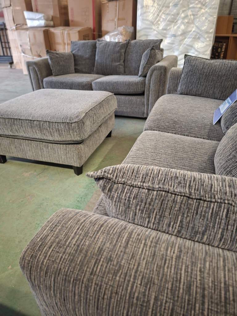 DFS Sofa Suite with Footstool 