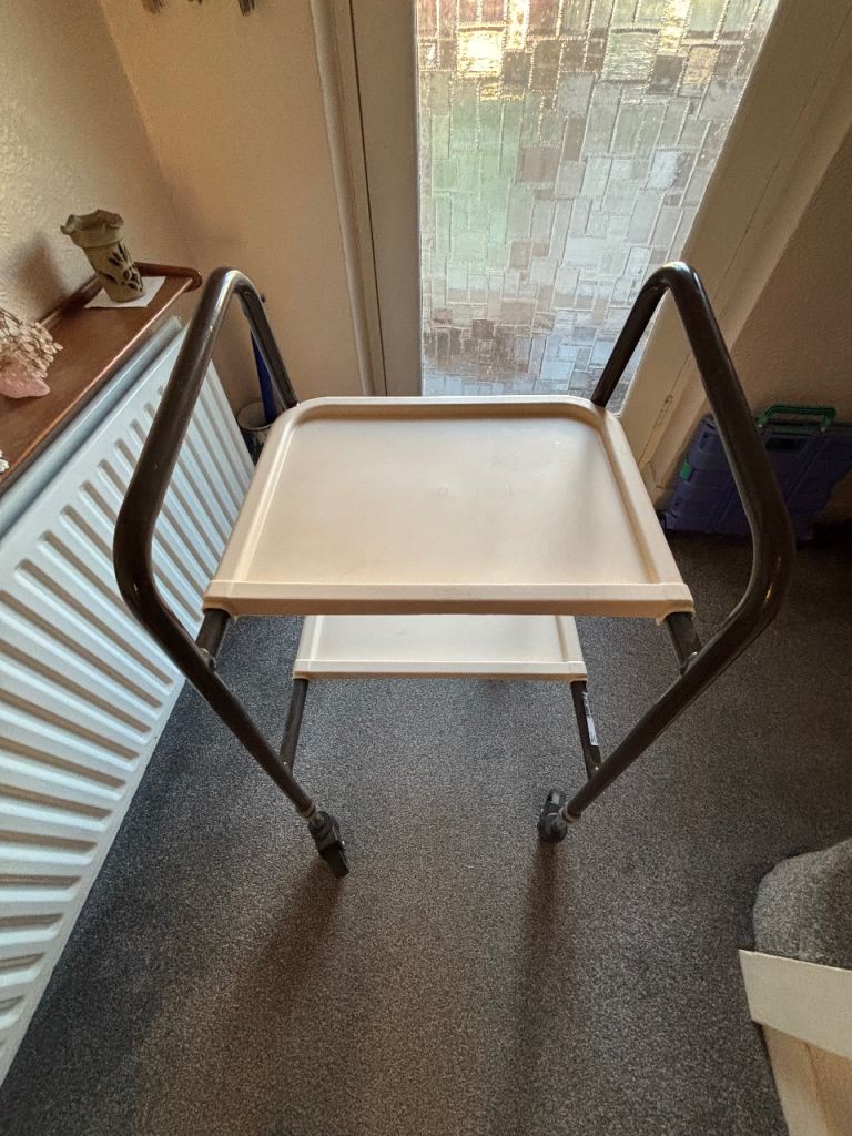 Home helper trolley with Wheels – Good Condition