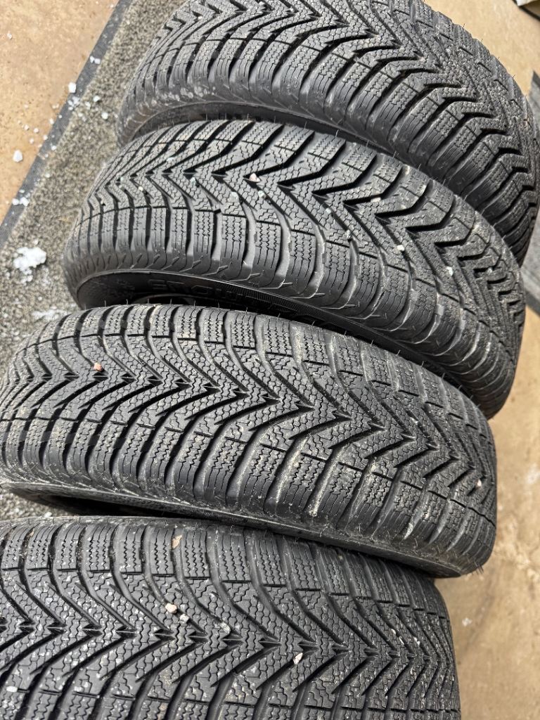 14” Steel Winter Wheels & Vredestein Snowtrac 5 Winter Tyres x4