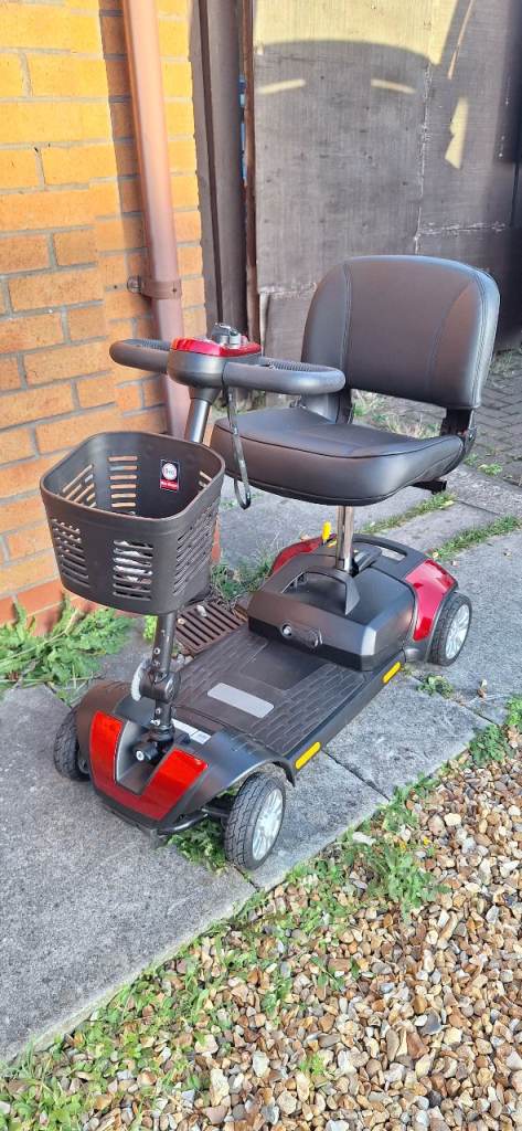 MOBILITY SCOOTER EXCELLENT CONDITION £250