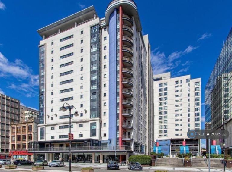 2 bedroom flat in Churchill Way, Cardiff, CF10 (2 bed) (#3005102)