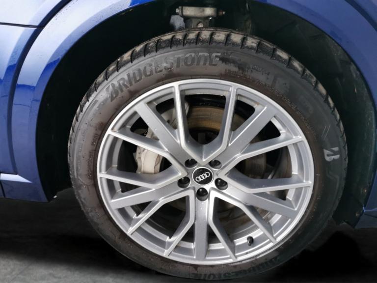 2021 Audi e-tron 300kW 55 Quattro 95kWh Black Edition 5dr Auto ESTATE ELECTRIC Automatic