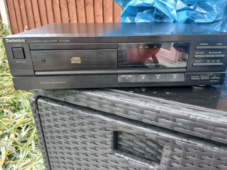 Technics SL-PJ27A Compact Disc Player – Good Condition