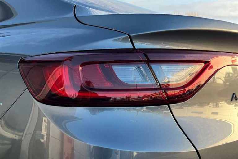 2023 Renault Arkana 1.6 E-TECH Hybrid 145 R.S. Line 5dr Auto COUPE PETROL/ELECTRIC Automatic