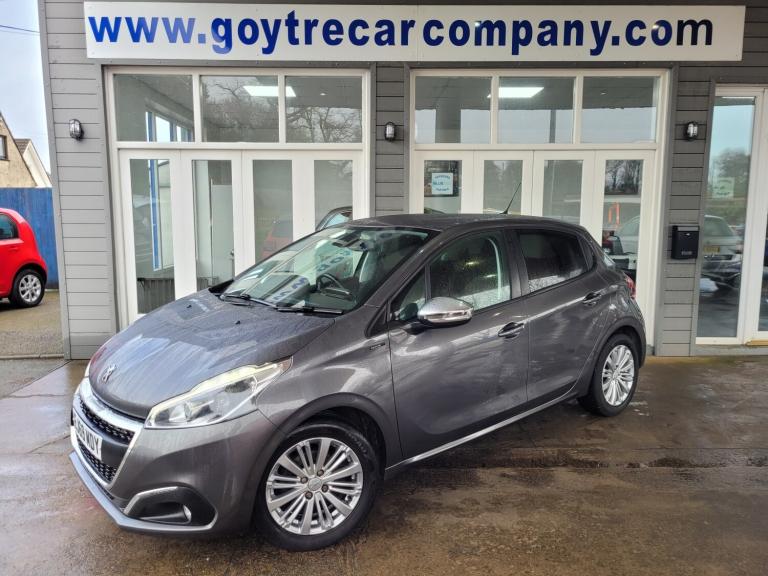 PEUGEOT 208 1.2 PureTech Signature Grey Manual Petrol 2019