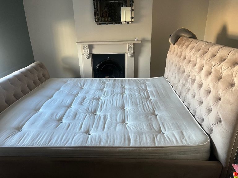 Double Room in a 3 bedroom house… Available now!!!