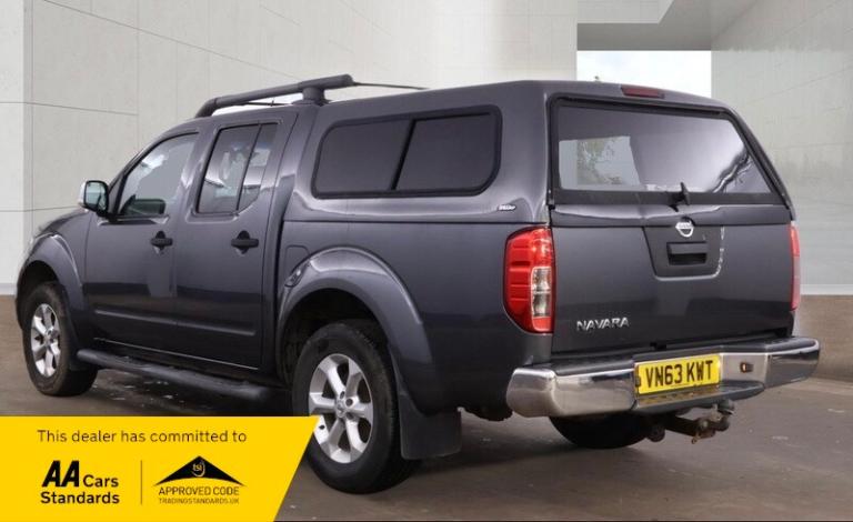 Nissan Navara DCI TEKNA 4X4 SHR DCB