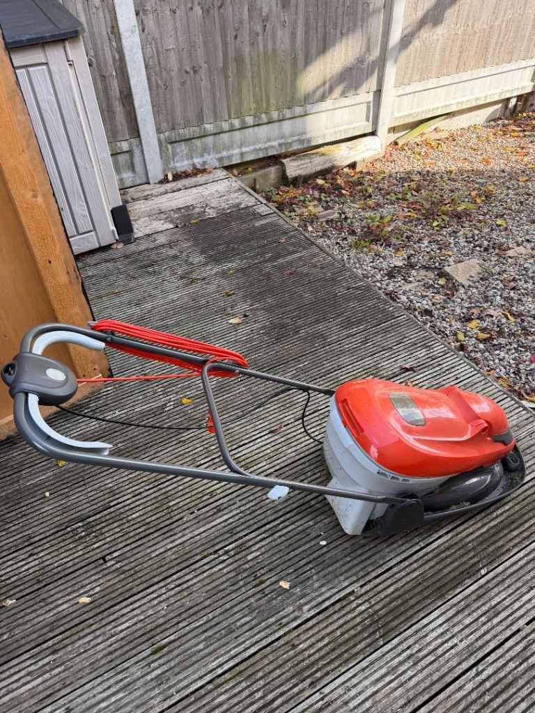 Flymo lawn mower - less than 2 years old 