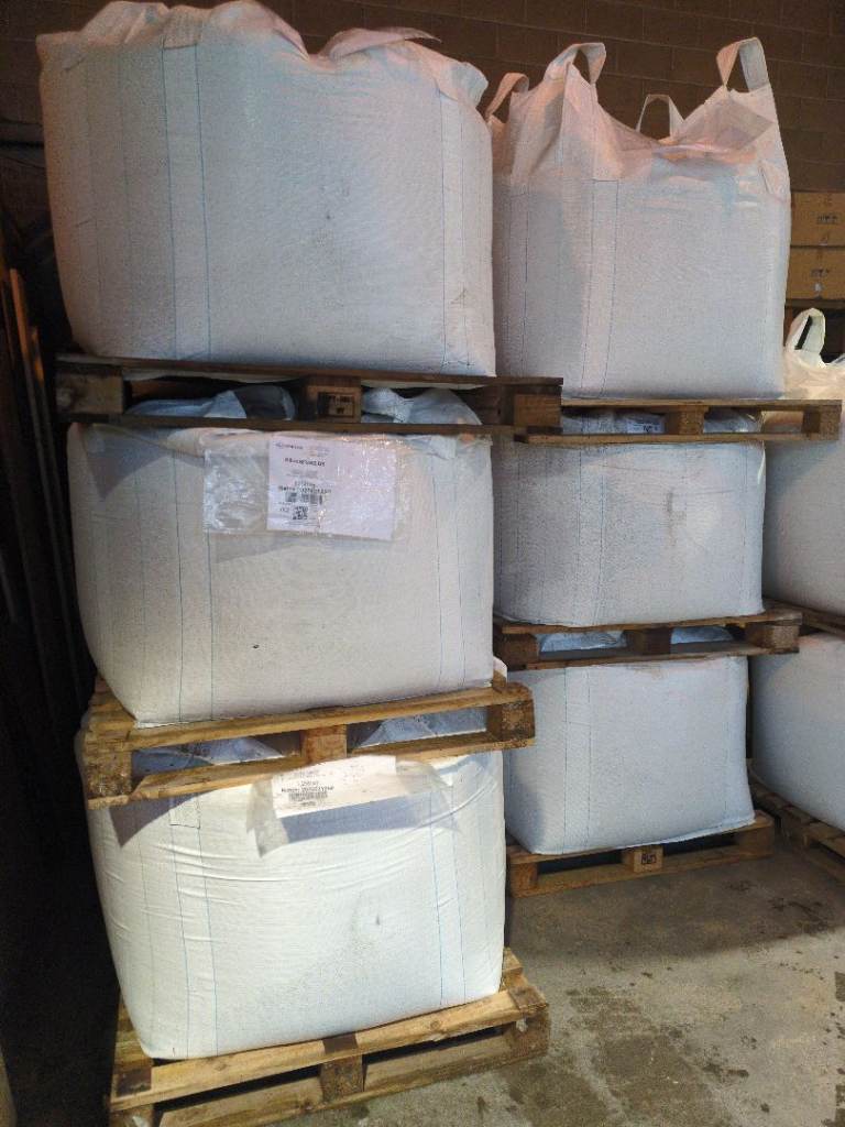 1 tonne grab bags, garden waste. Hippo, empty bags  