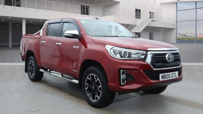 2017 M TOYOTA HI-LUX 2.4 D-4D INVINCIBLE X PICKUP DOUBLE CAB 4DR DIESEL MANUAL 4