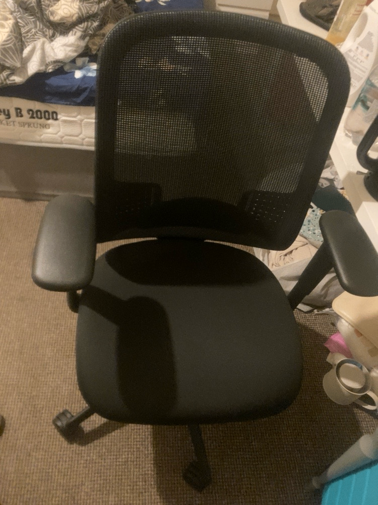 Black Office Chair with Mesh Back – Good Condition