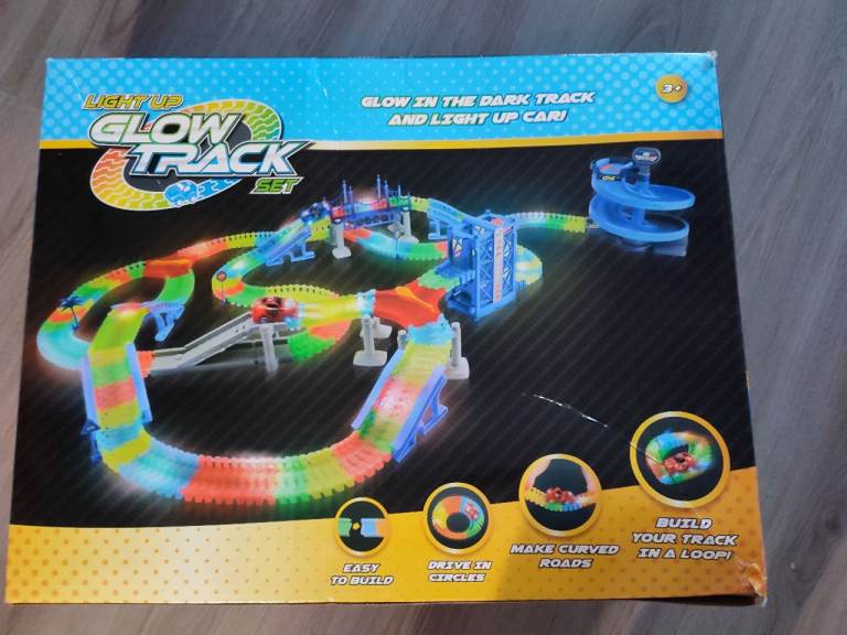 Glow Track Set with Light Up Car – Good Condition