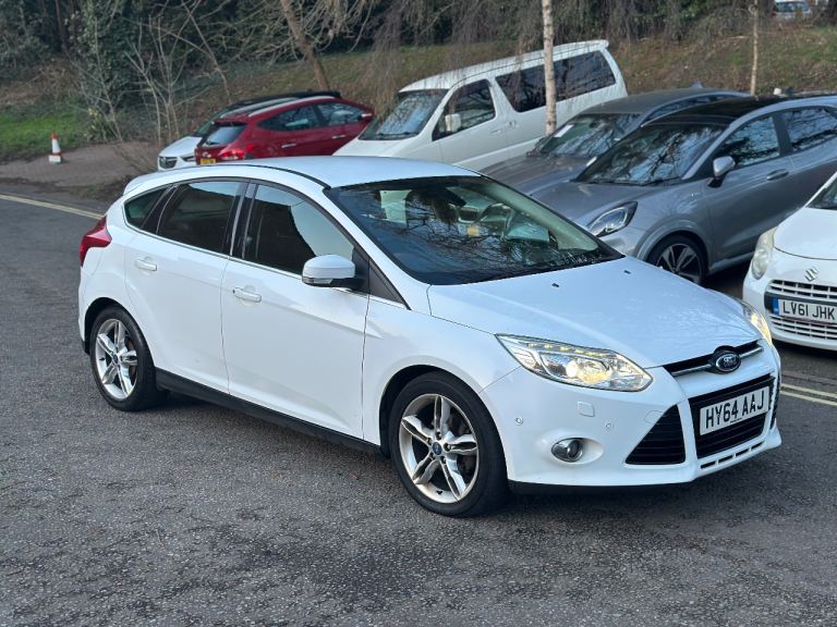 Ford, FOCUS, Hatchback, 2014, Manual, 1560 (cc), 5 doors
