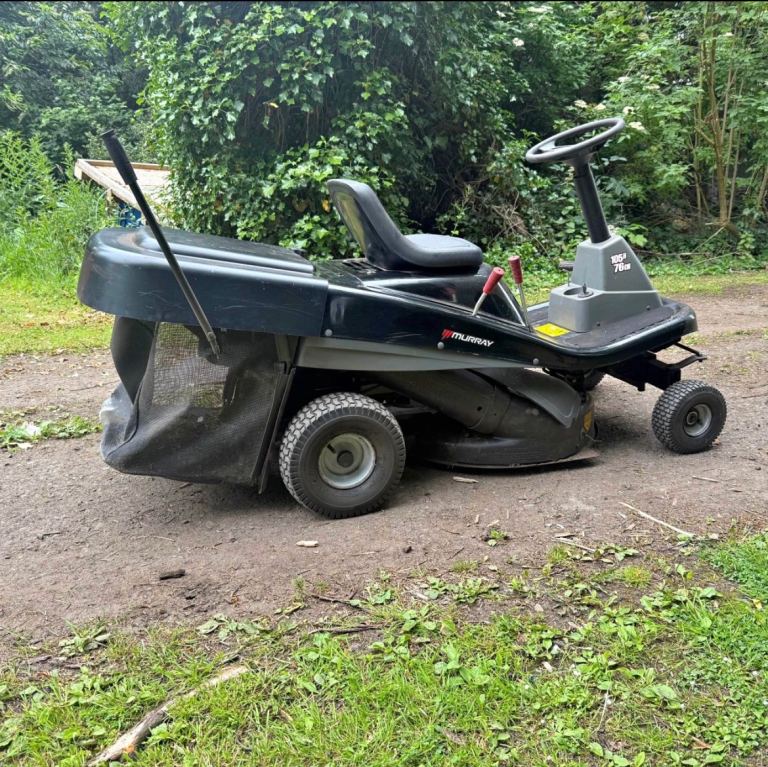 💥Murray ride-on lawnmower, model 105/76 in good working order💥
