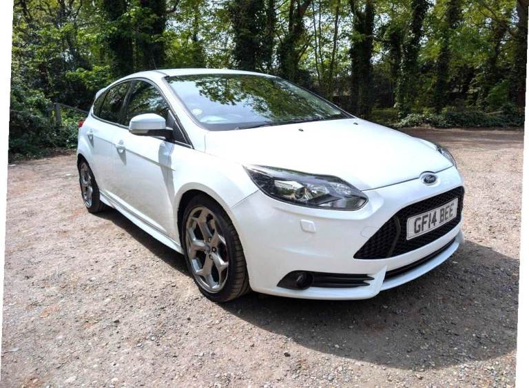 Ford, FOCUS, Hatchback, 2014, Manual, 1999 (cc), 5 doors