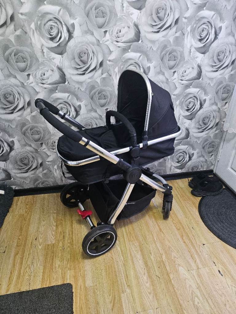 Mothercare journey travel system 