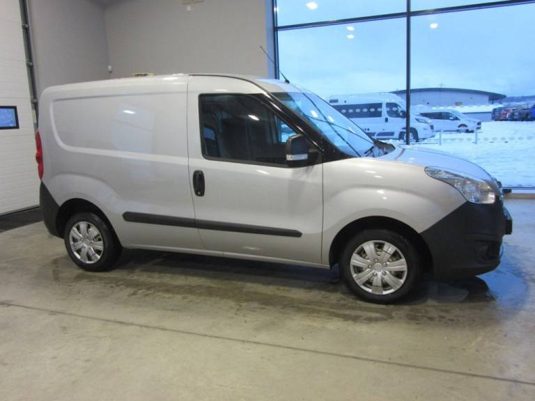 2018 Vauxhall Combo 1.3 CDTi 2000  3dr Diesel Manual FWD L1 H1 (133 g/km, 94 bhp) Van Diesel Manual