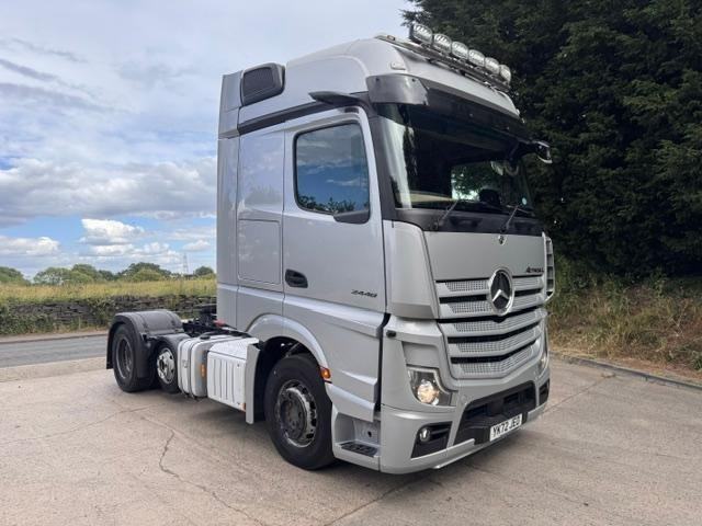 2022 72 Mercedes Actros 2448 E6 6x2 tractor unit tipping gear fridge microwave 
