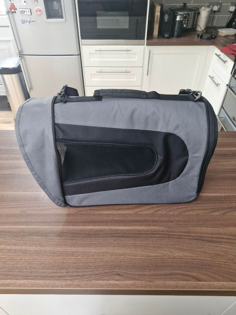 Pet Carrier - Collapsible 40x30x30 cm