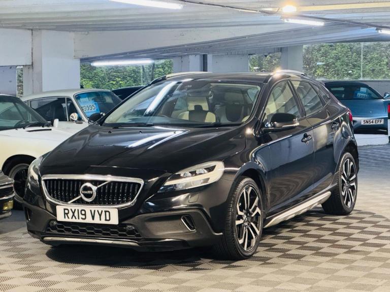 2019 Volvo V40 Cross Country 1.5 T3 Edition Auto Euro 6 (s/s) 5dr HATCHBACK Petrol Automatic