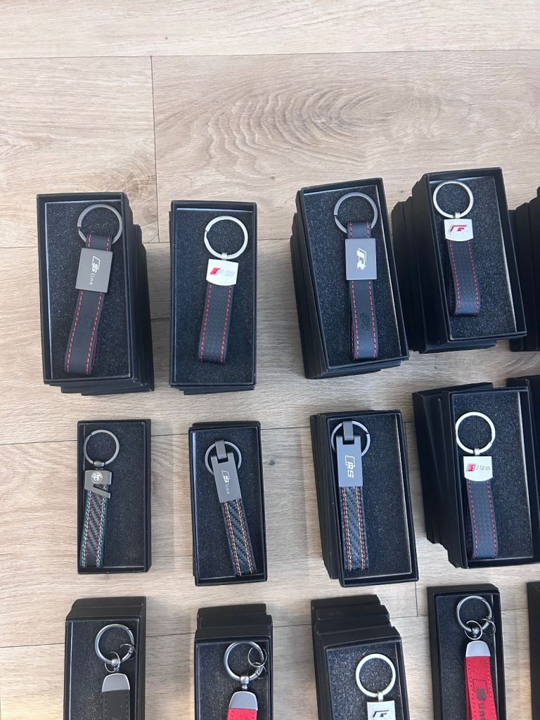 JOB LOT Car Badges & Keyrings RRP £2,700+