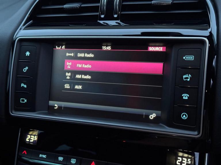 2016 Jaguar XE 2.0d [180] Portfolio 4dr Auto AWD SALOON DIESEL Automatic