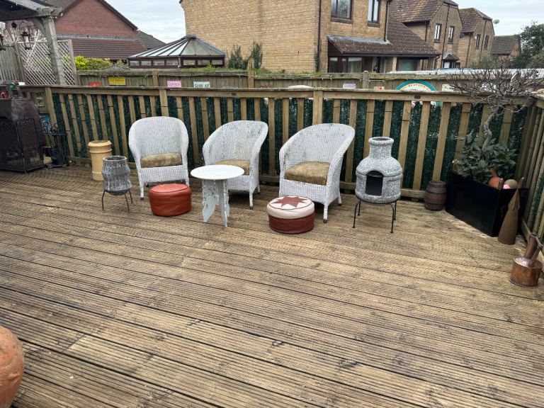 Original  Lloyd loom vintage stunning fantastic garden or conservatory furniture set .with Extras 