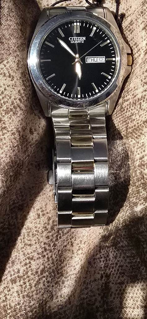 2 MENS CITIZEN QUARTZ WATCHES