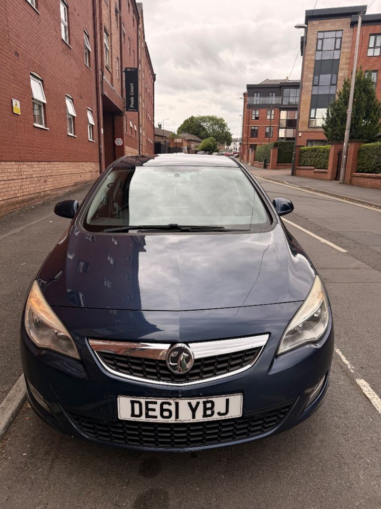 Vauxhall, ASTRA, Hatchback, 2011, Other, 1598 (cc), 5 doors