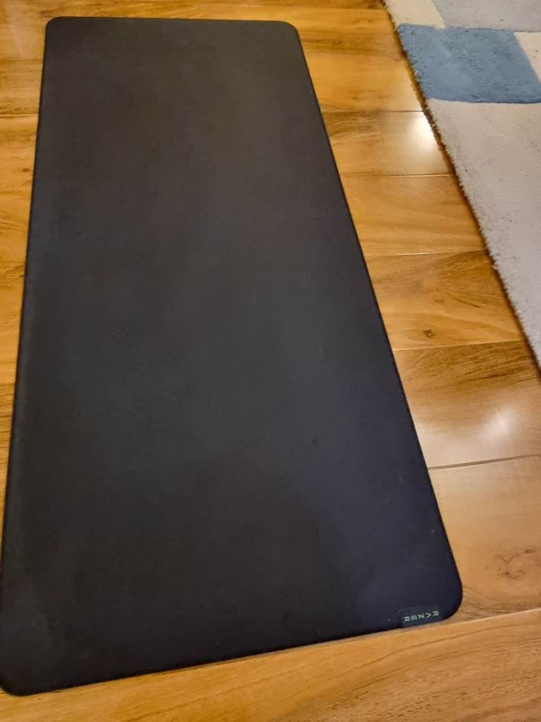 Razer Strider XXL Mouse Mat 