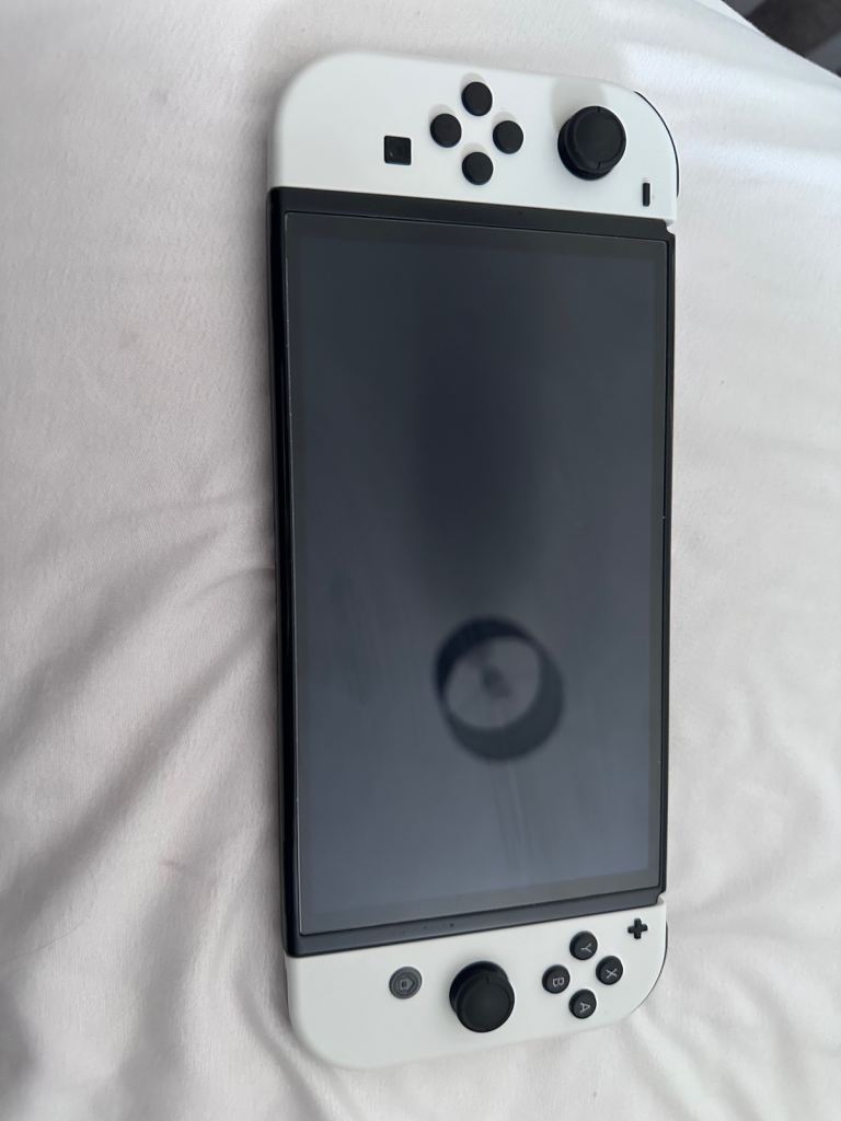 Nintendo Oled + Accessories 